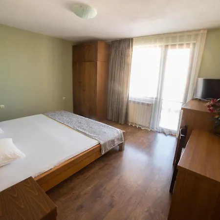 Zenith Guest house *