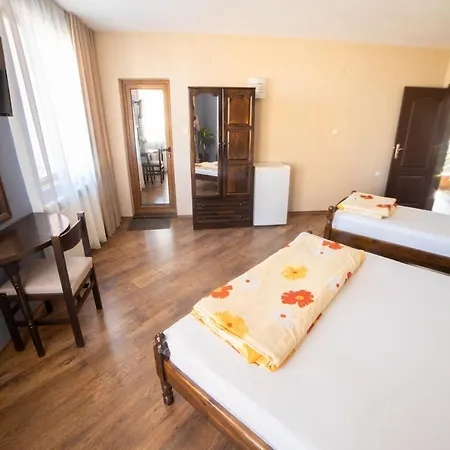 Zenith Guest house