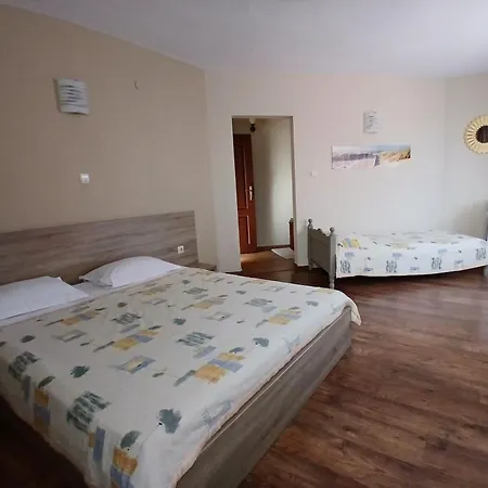 Zenith Guest house