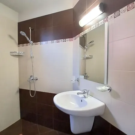 Zenith בית הארחה סוזופול