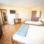 Zenith بيت ضيافة 4*