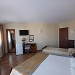 Zenith Penzion 4*