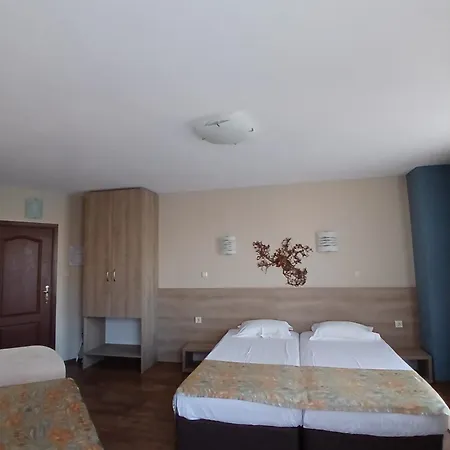 Konukevi Zenith 4*