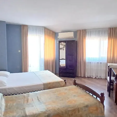 Konukevi Zenith 4*
